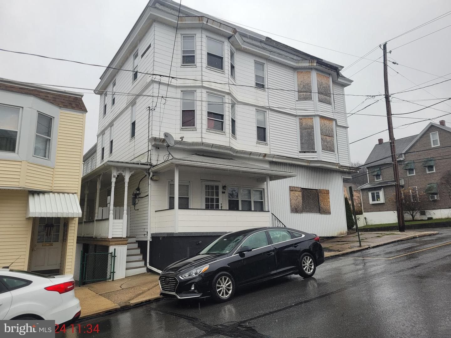 169 2nd Street
