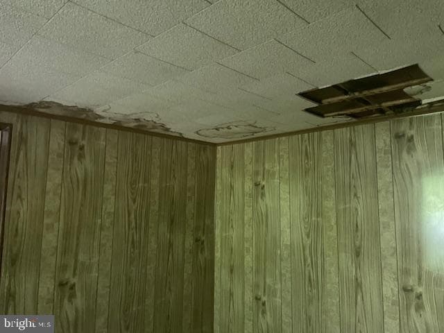 3077 Main photo 9