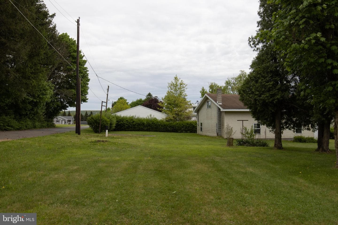 30 Hilltop Road photo 32