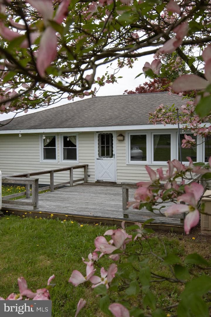 30 Hilltop Road photo 34