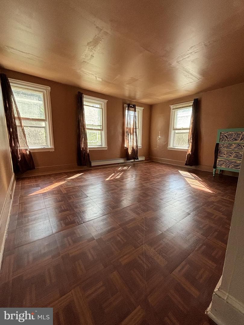 207 Parkway photo 21