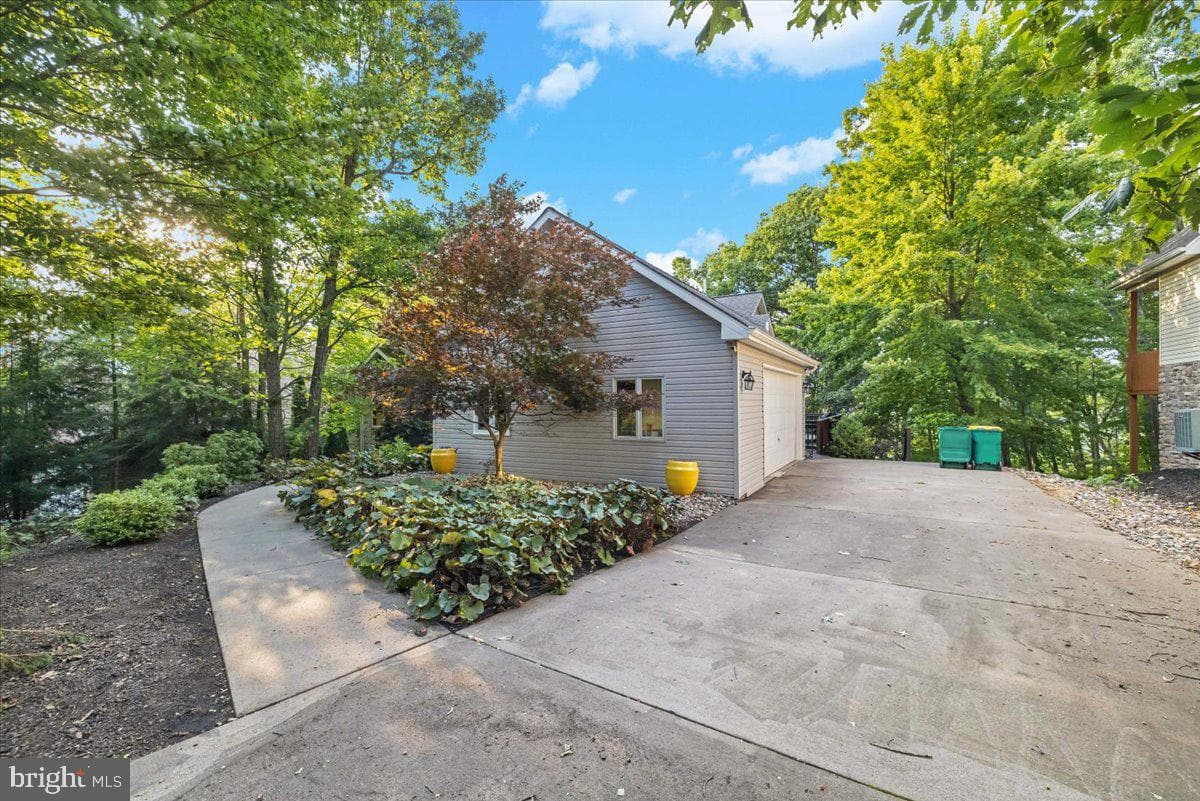 102 Summit Road photo 34