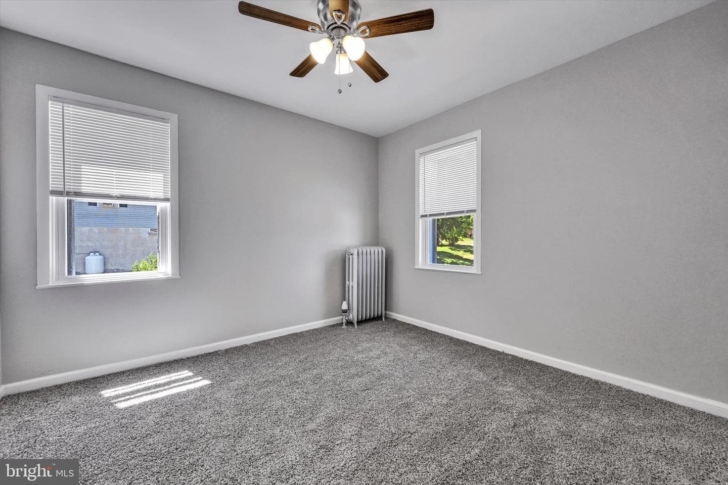 111 Fox Street photo 15