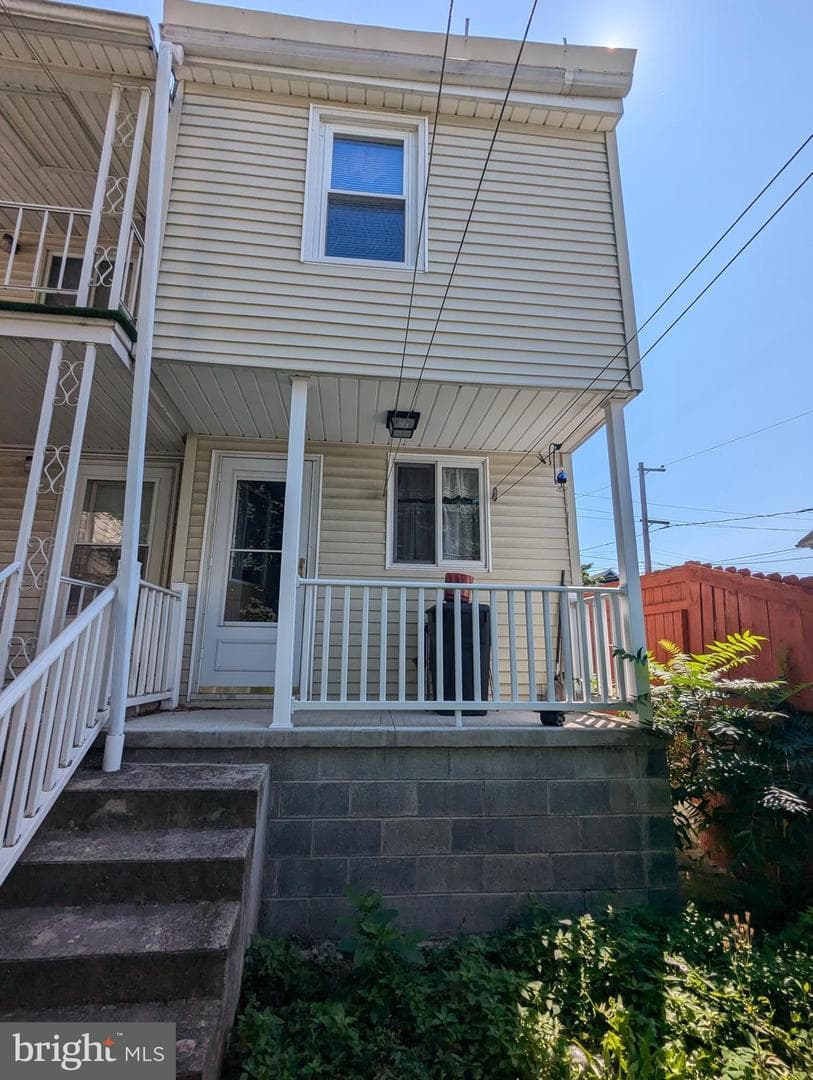 226 N West Street photo 6