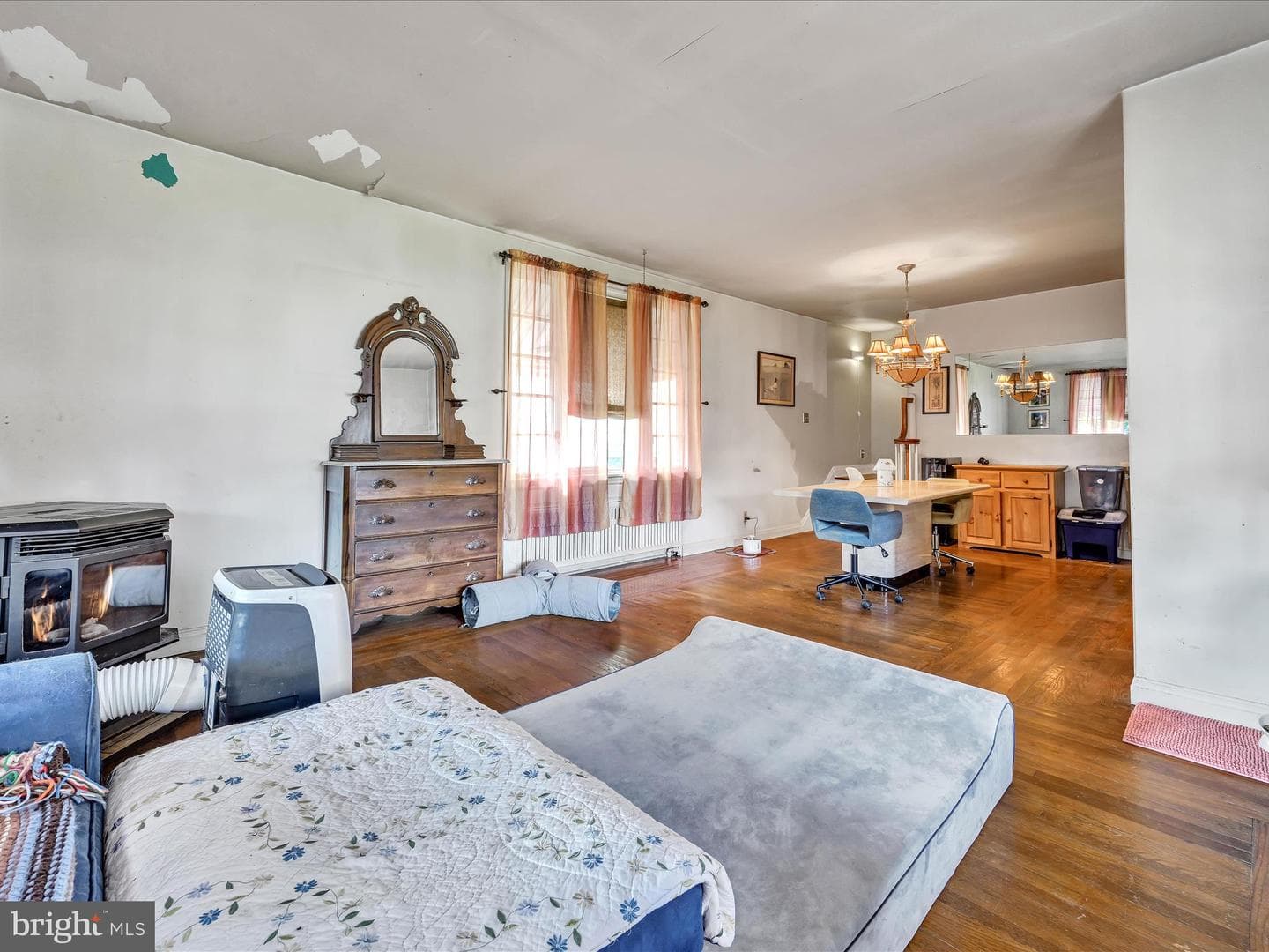 437 Sunbury Street photo 23