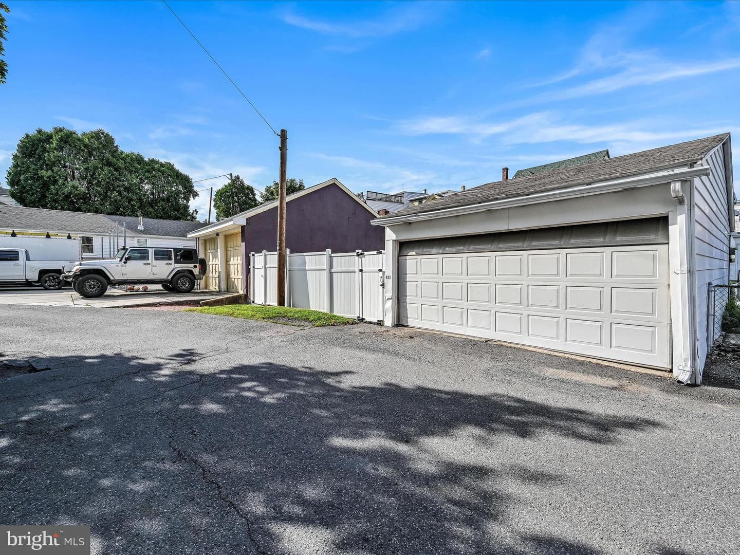 437 Sunbury Street photo 34