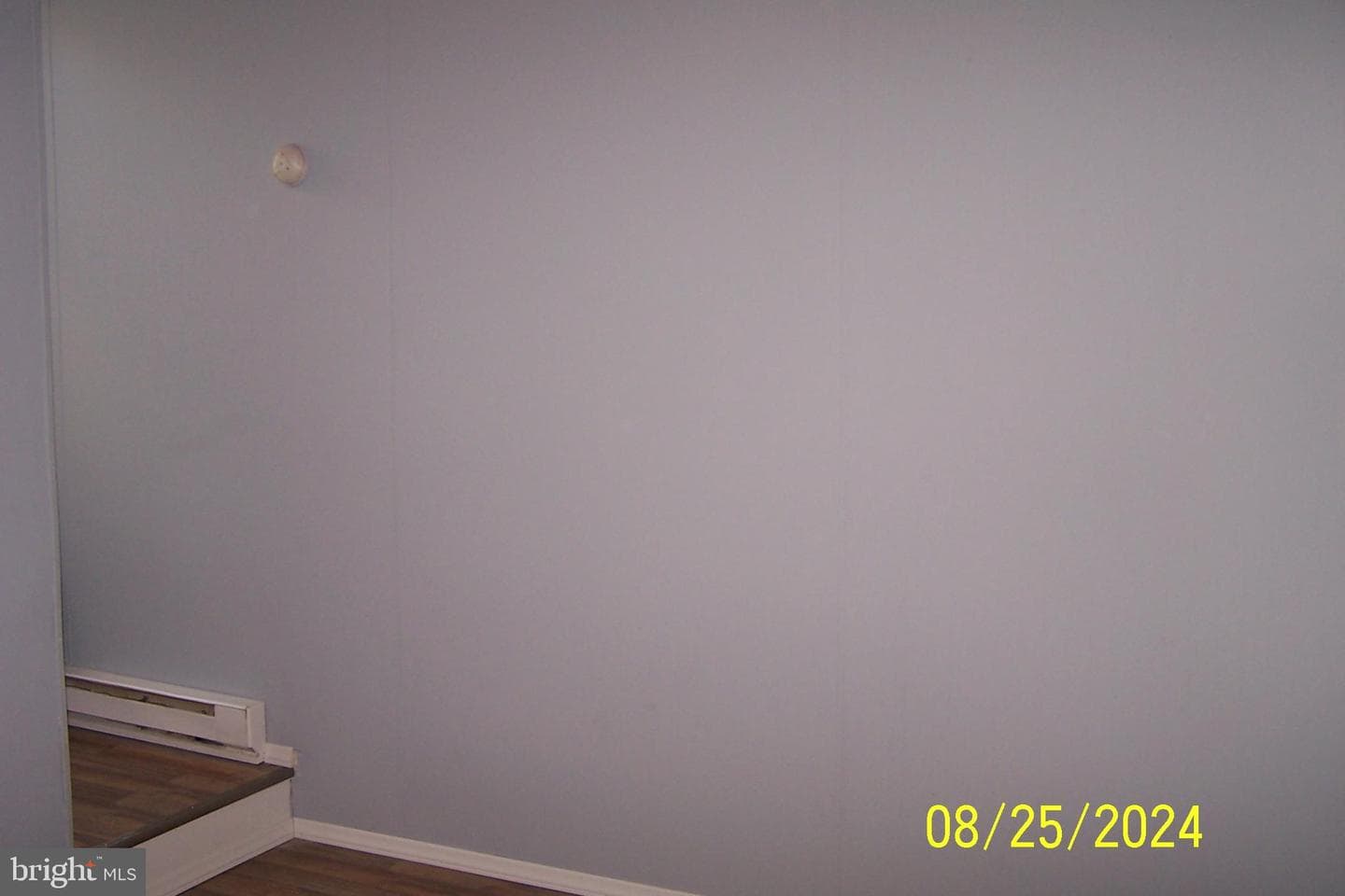 11 W Elm Street photo 18