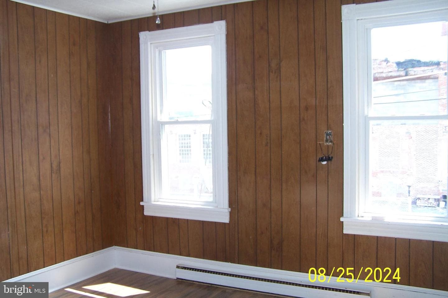 11 W Elm Street photo 20