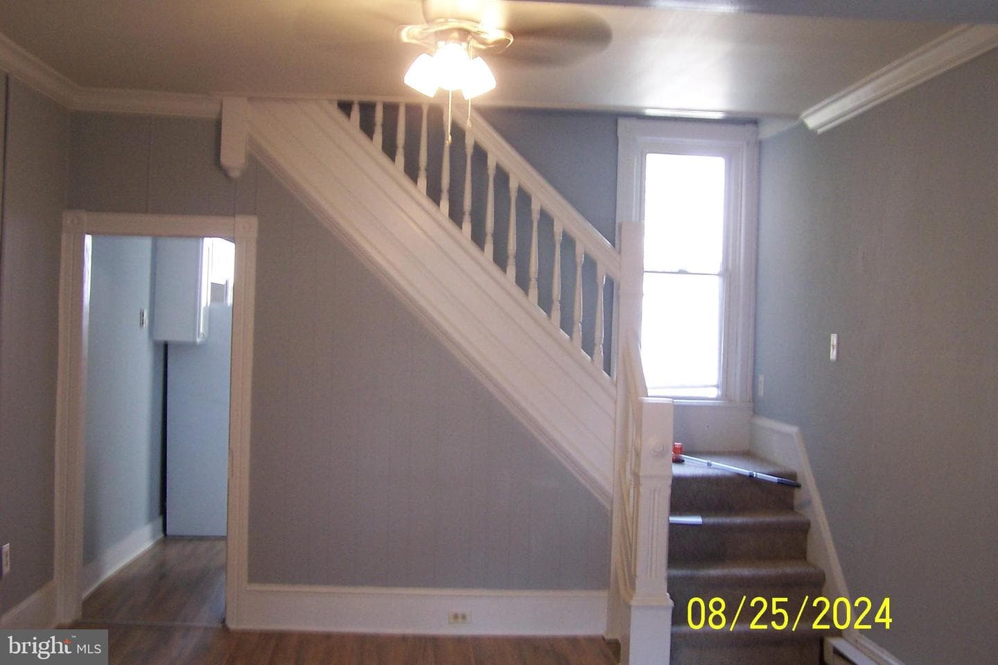11 W Elm Street photo 4