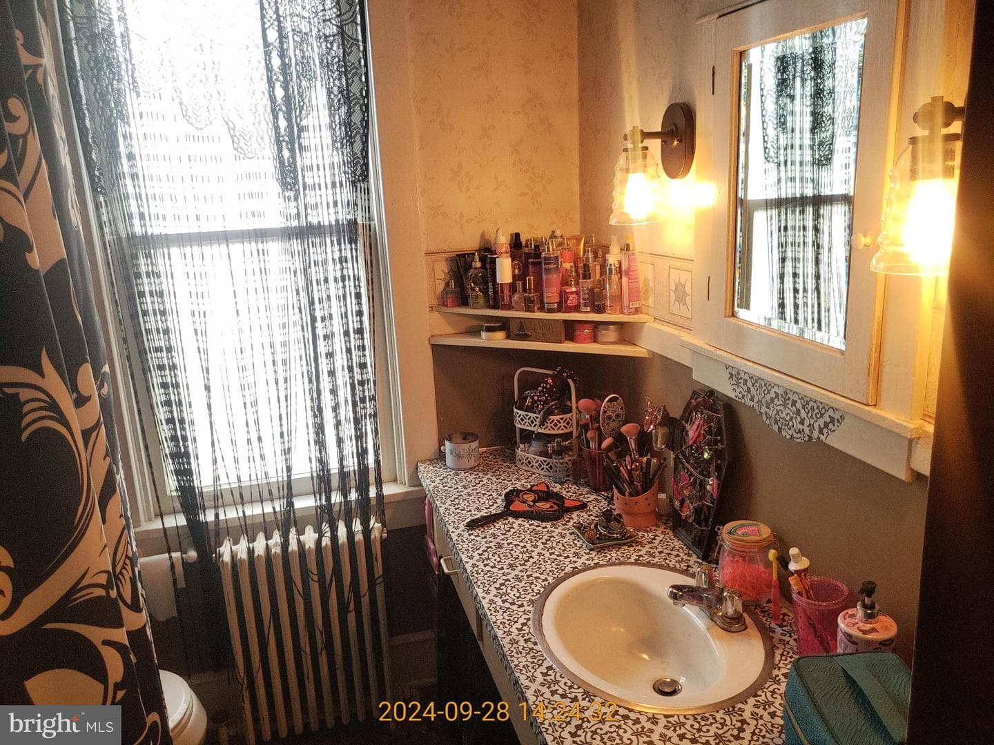 131 S Margaretta Street photo 20
