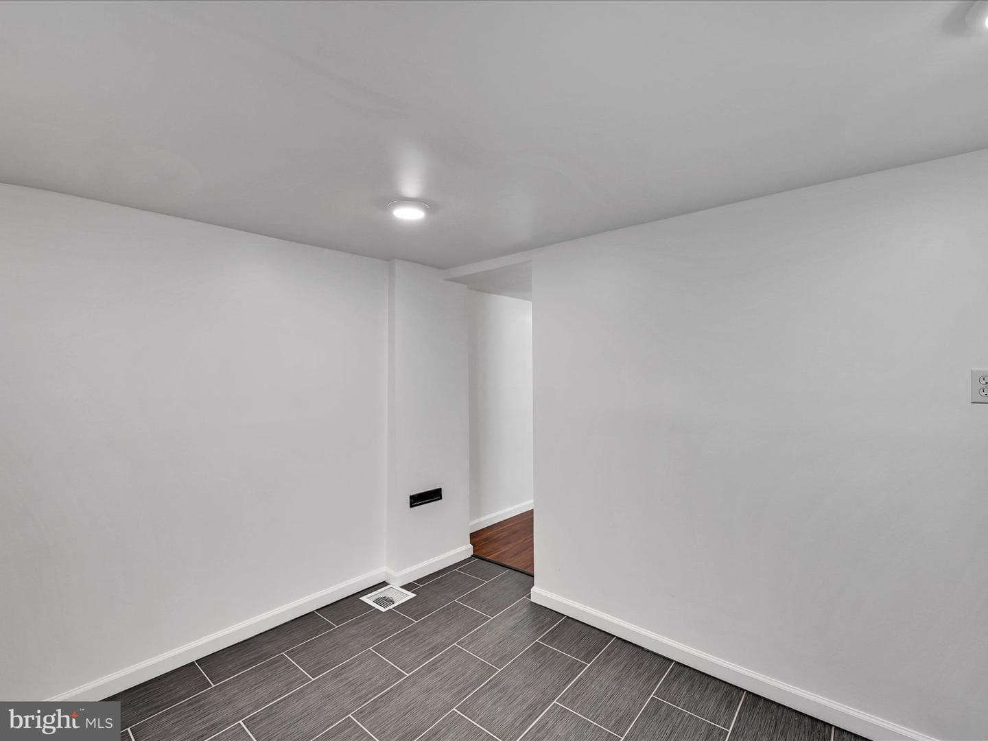 239 Pierce Street photo 10