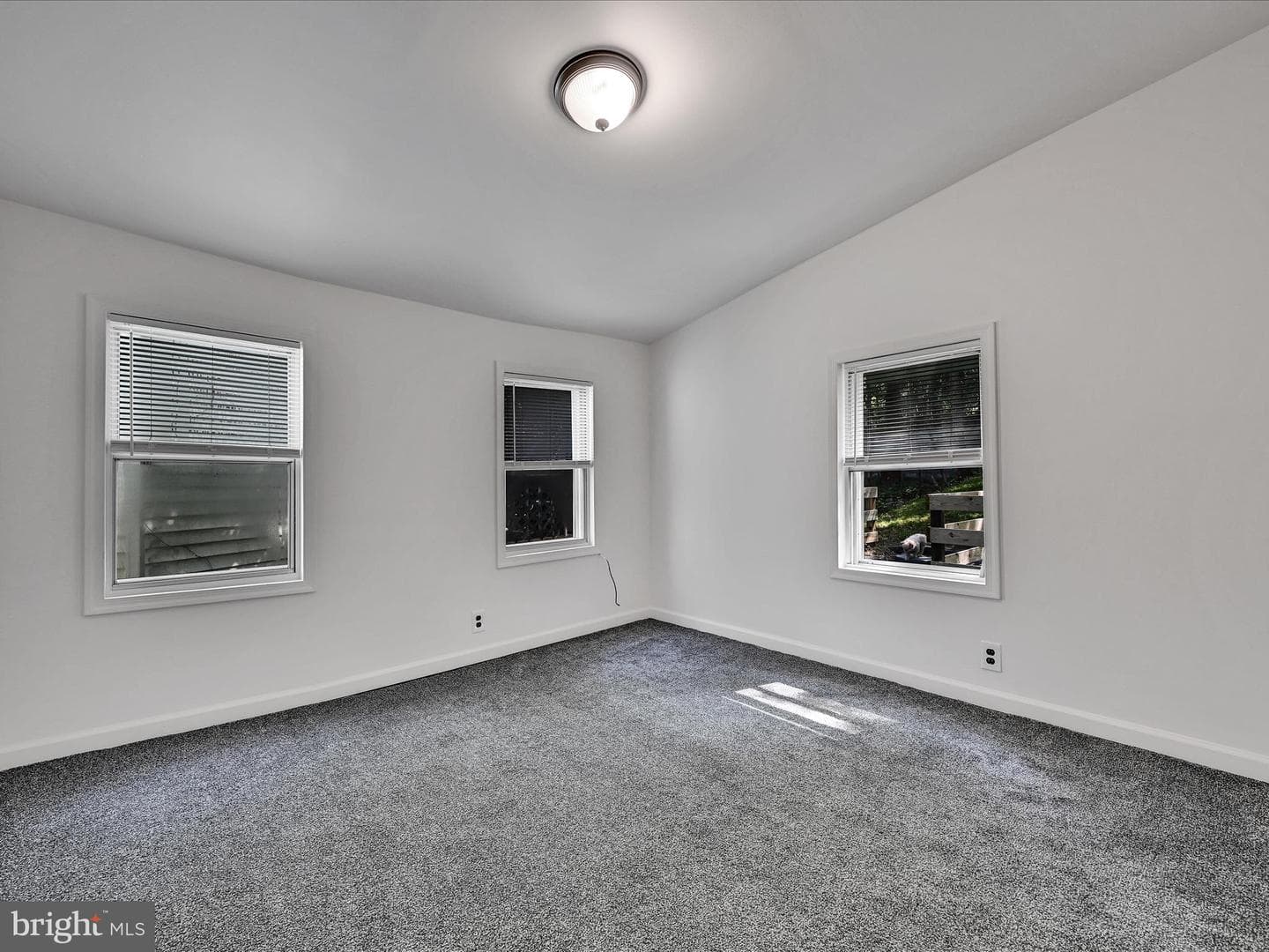 239 Pierce Street photo 15