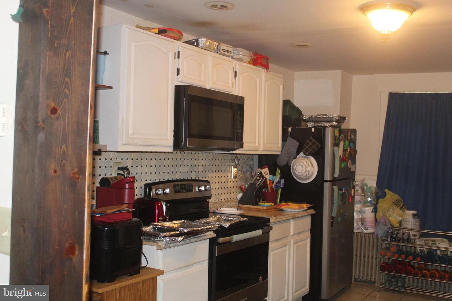 621 W Norwegian Street photo 4