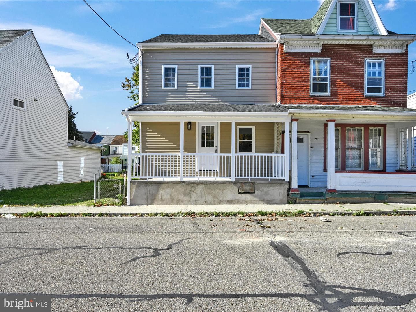 218 N Nicholas Street photo 1