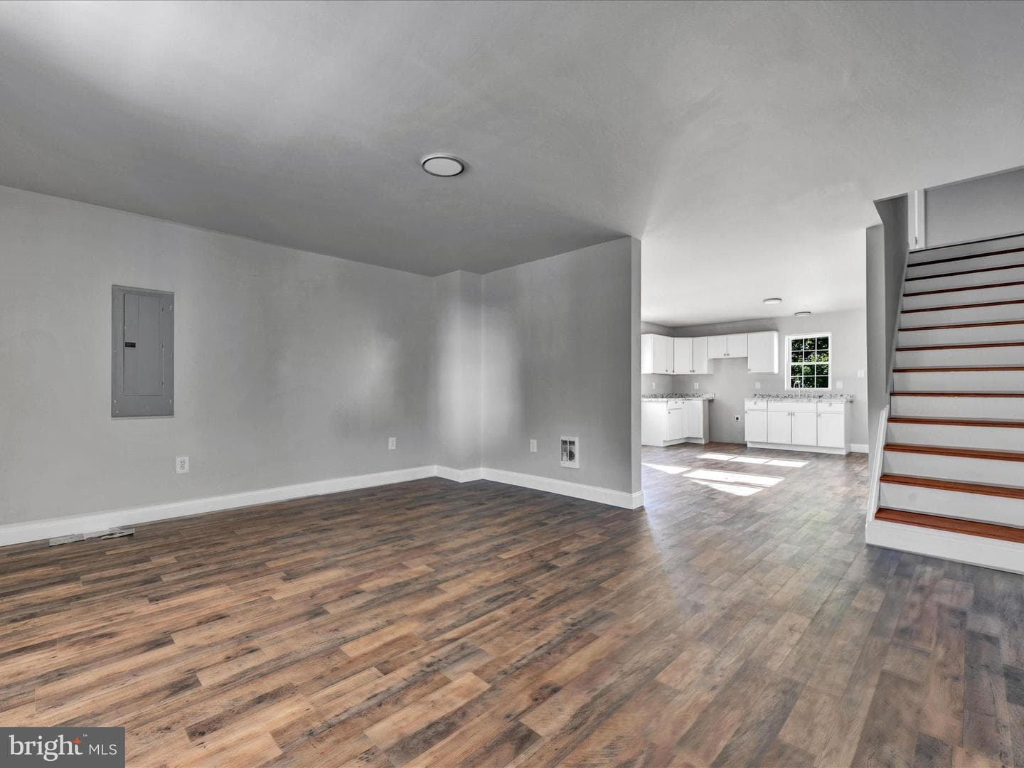 218 N Nicholas Street photo 6