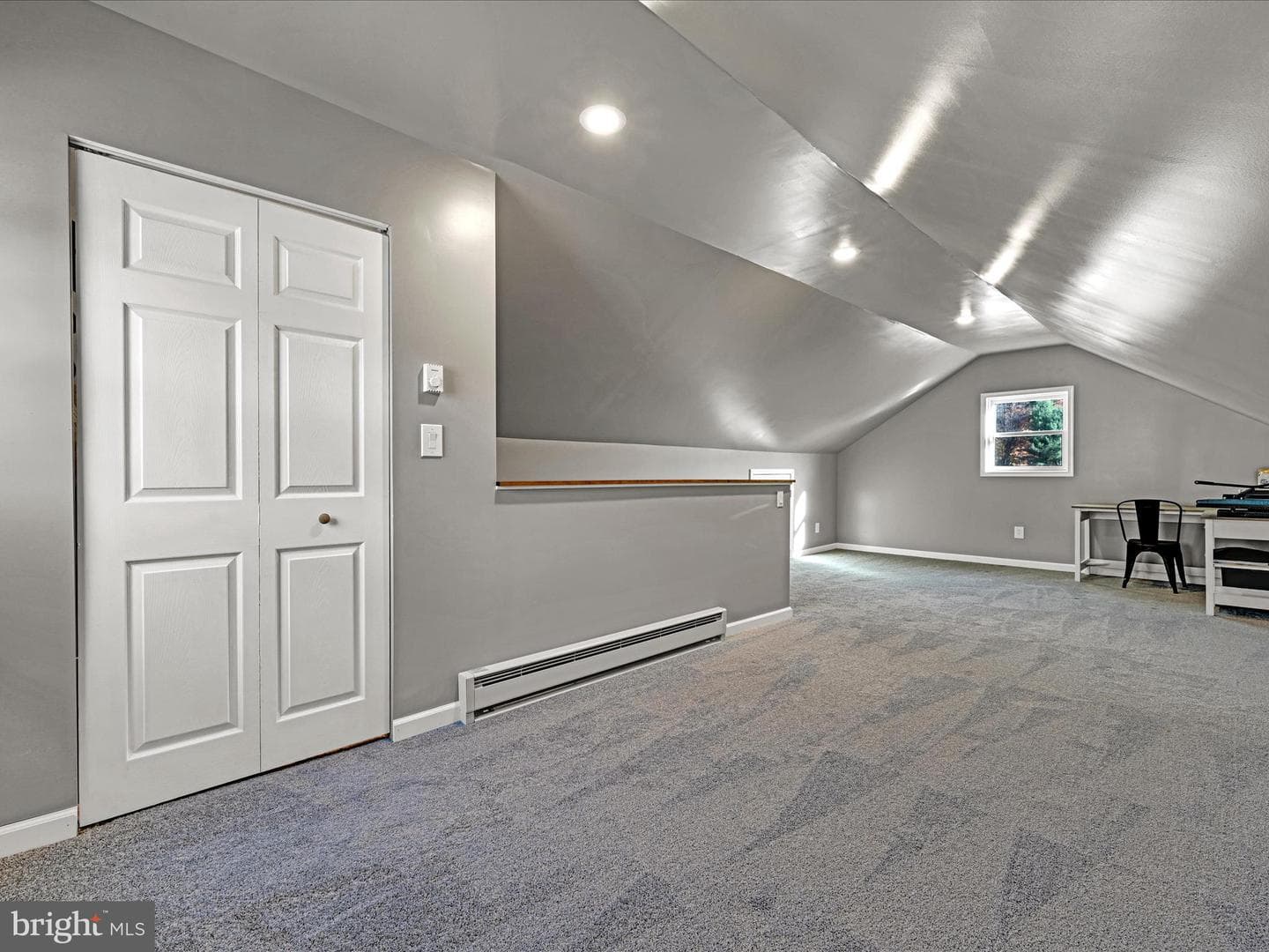 1160 Bunting Street photo 25