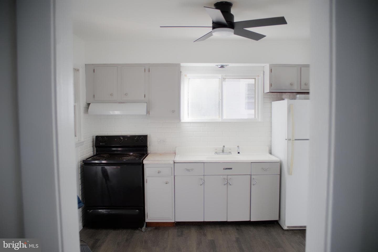 130 Washington Street photo 13