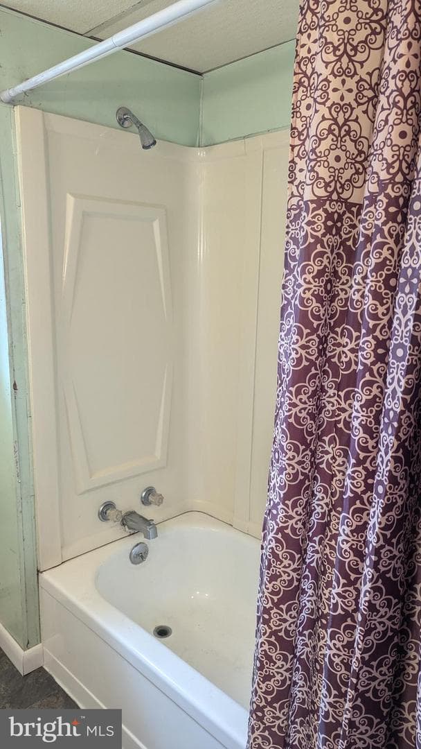 402 W Grand Avenue photo 20