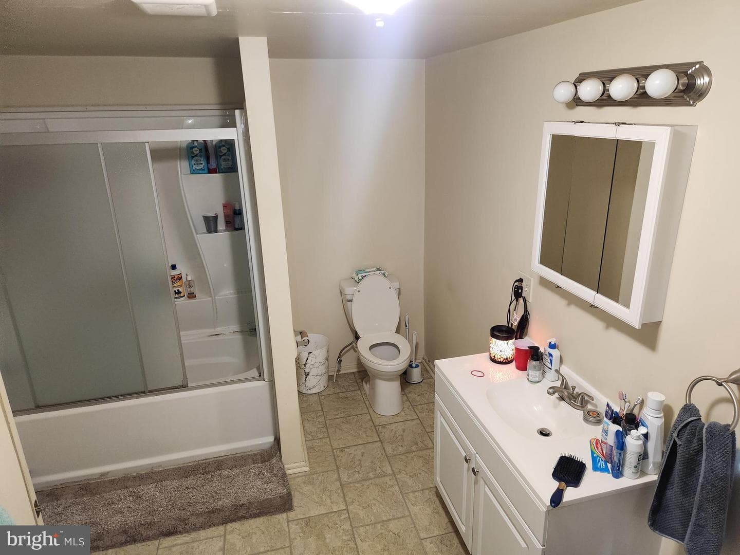 205 N Keystone Street photo 12