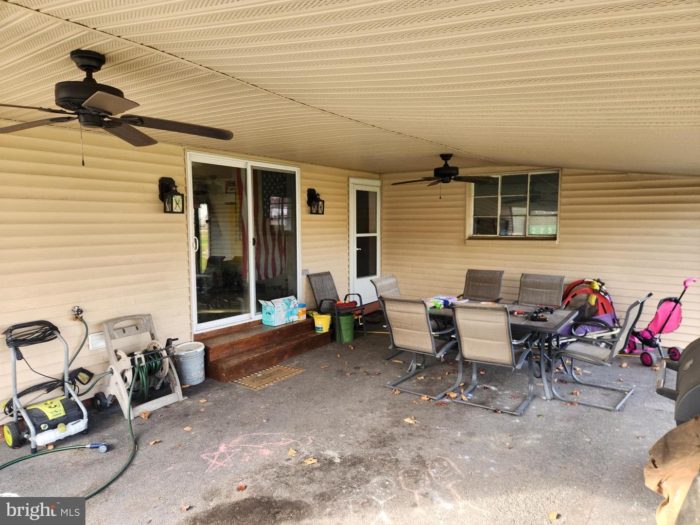 205 N Keystone Street photo 15