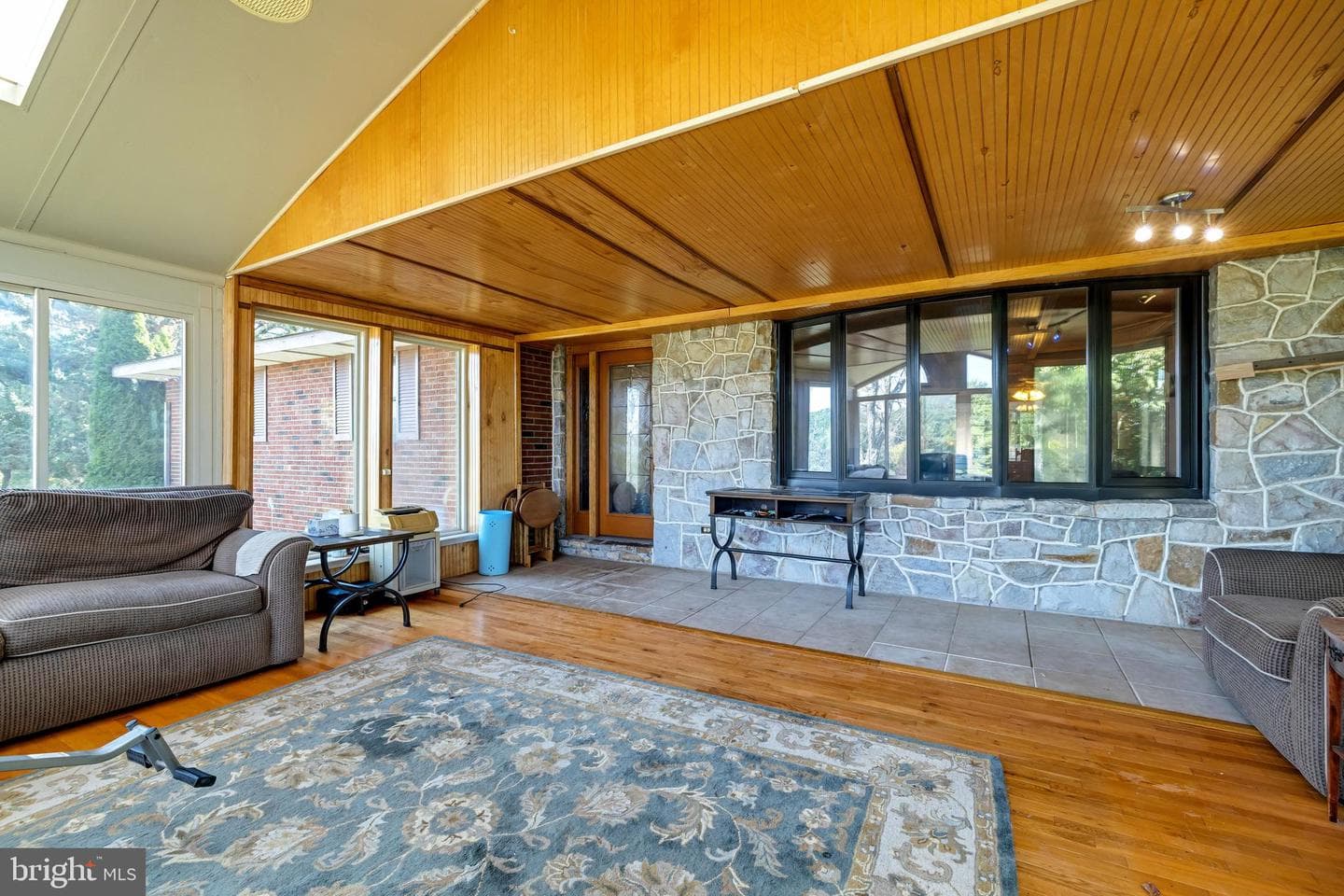 90 Chee Street photo 36