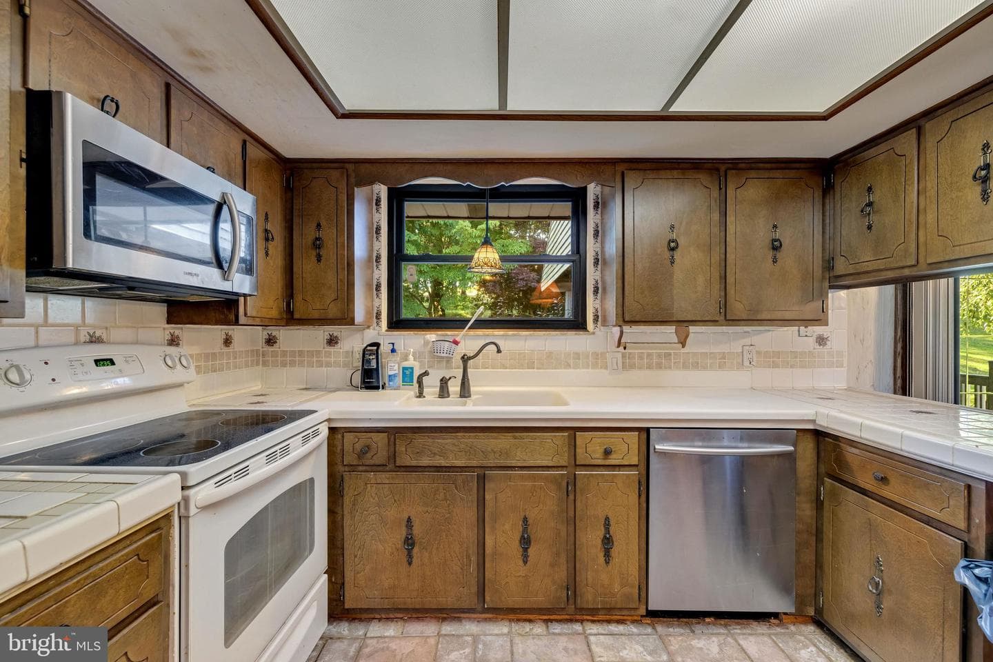 90 Chee Street photo 43