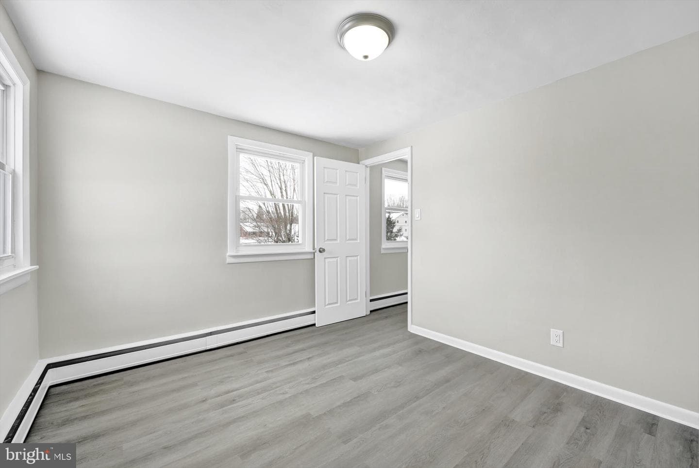 49 Meadow Avenue photo 15