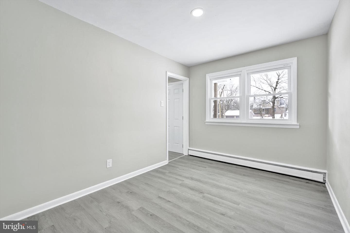 49 Meadow Avenue photo 27