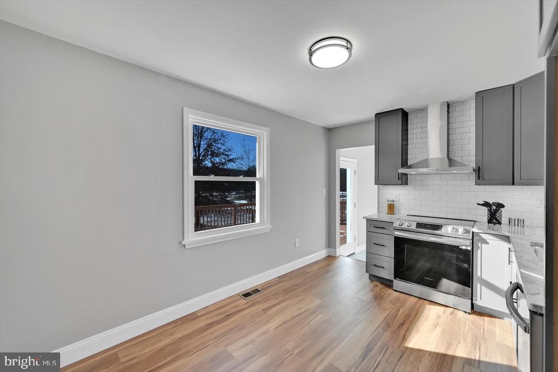 736 Rock Road photo 13