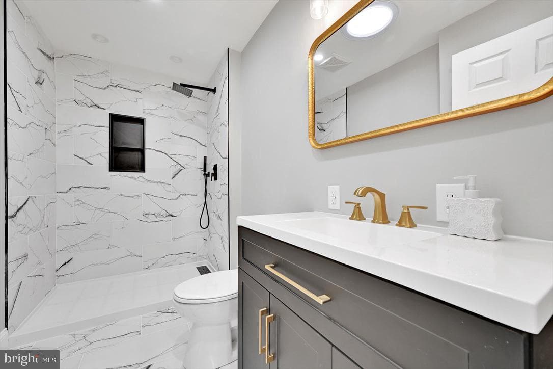 736 Rock Road photo 14