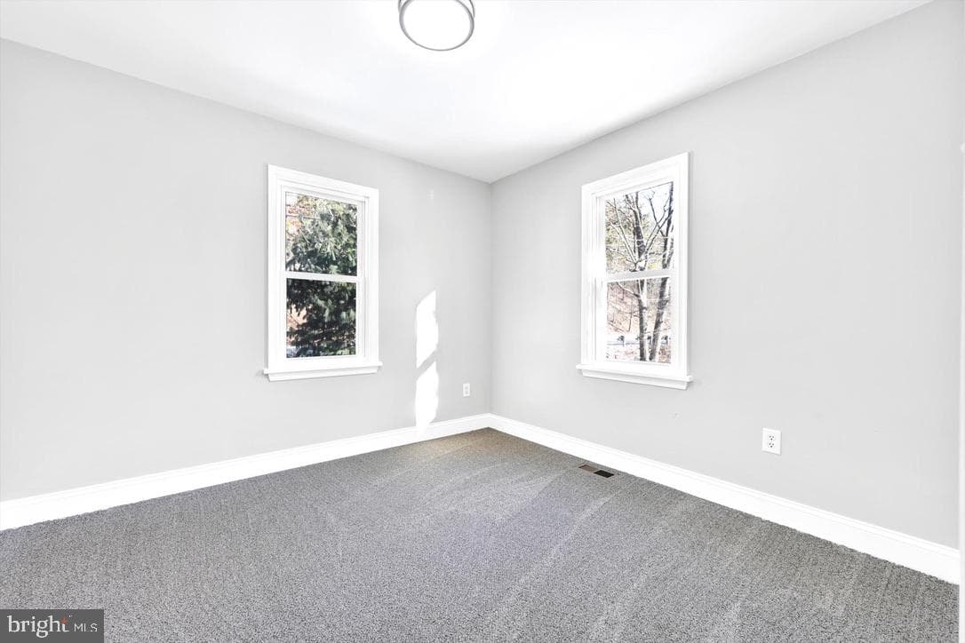736 Rock Road photo 15