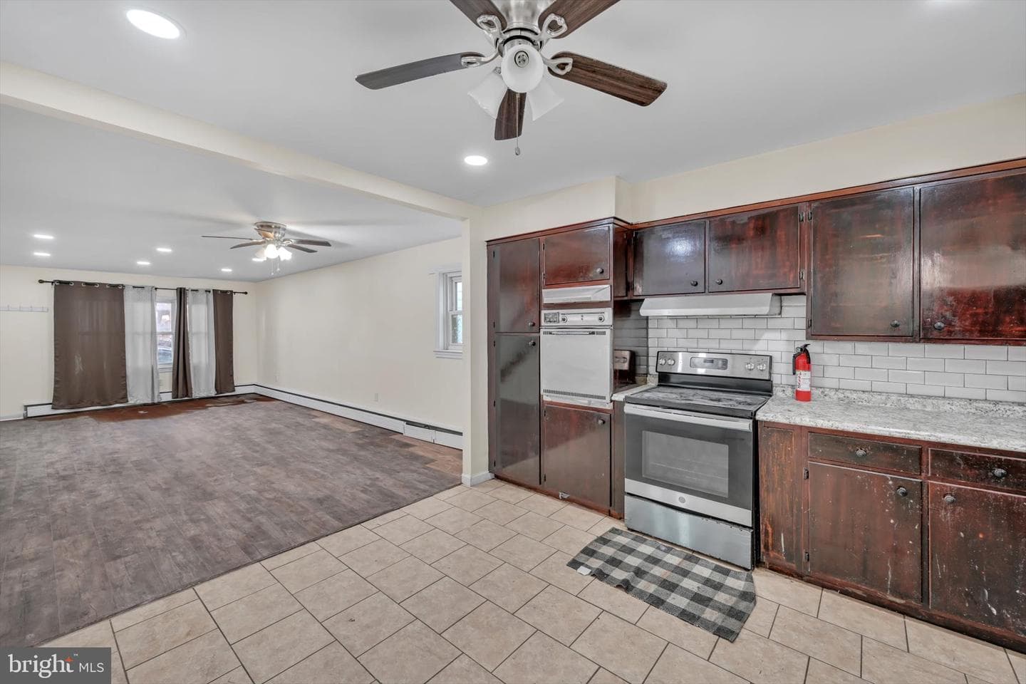 505 W Arch Street photo 10