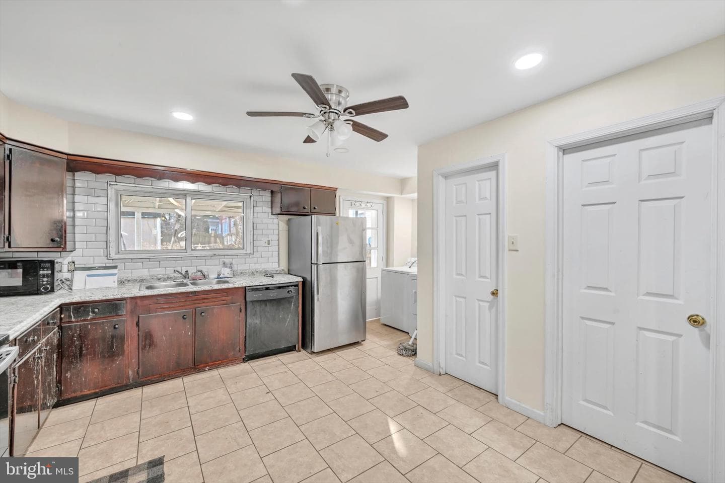 505 W Arch Street photo 9