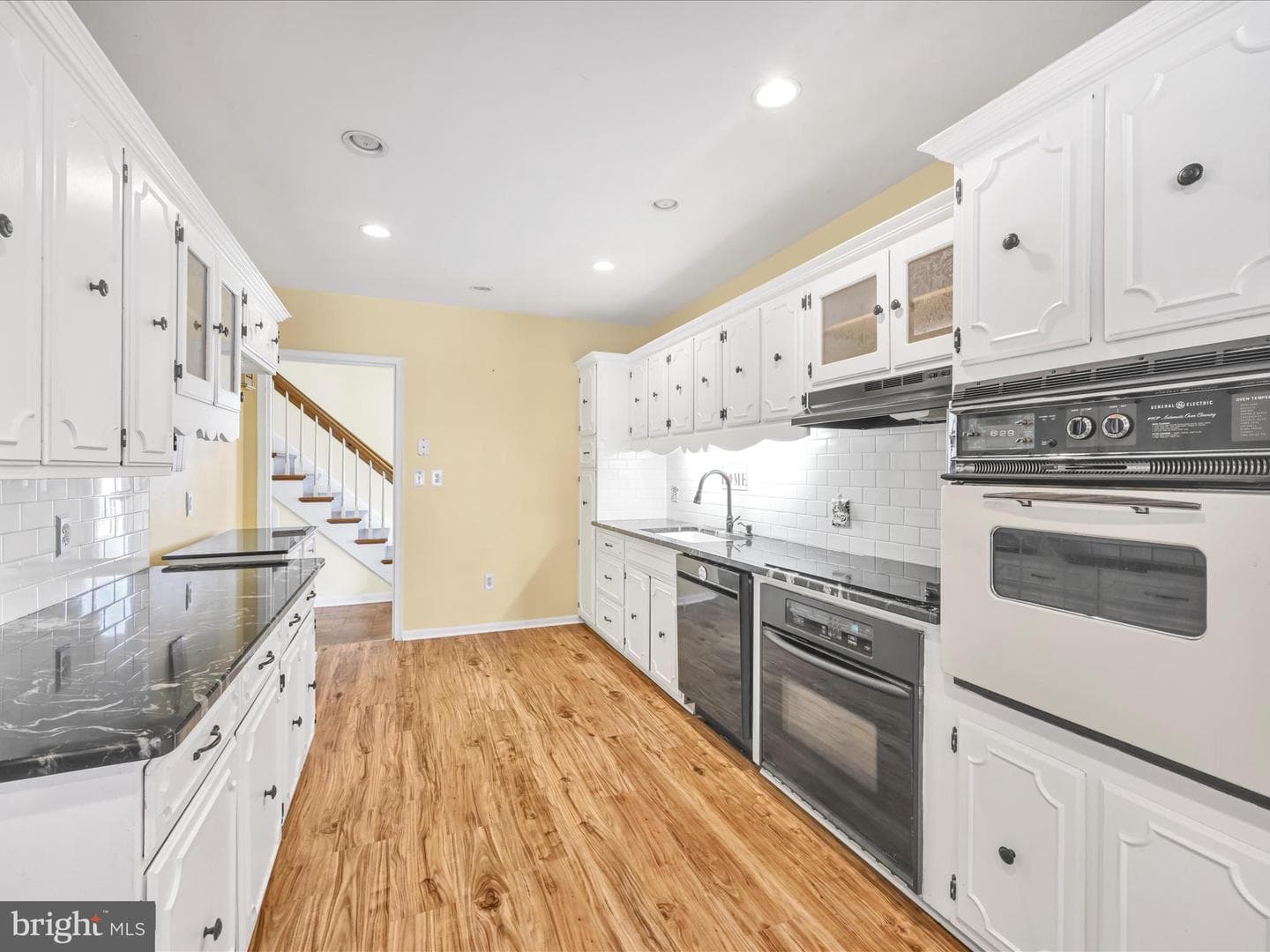 420 Ridge Road photo 17