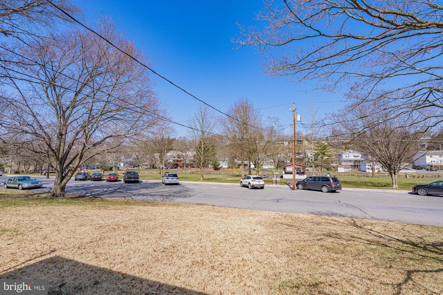 206 Washington Street photo 4