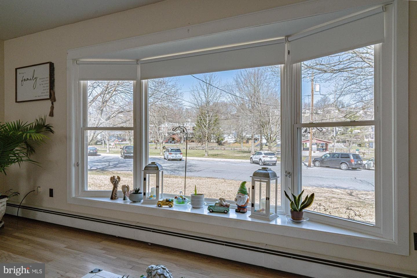 206 Washington Street photo 8