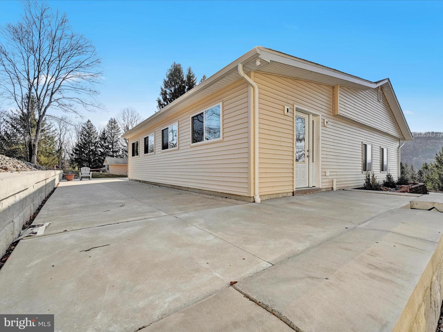 53 E Adamsdale Road photo 22
