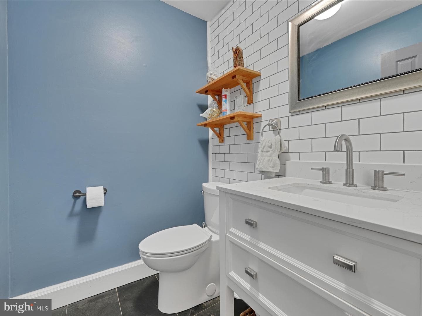 701 Village Road photo 12
