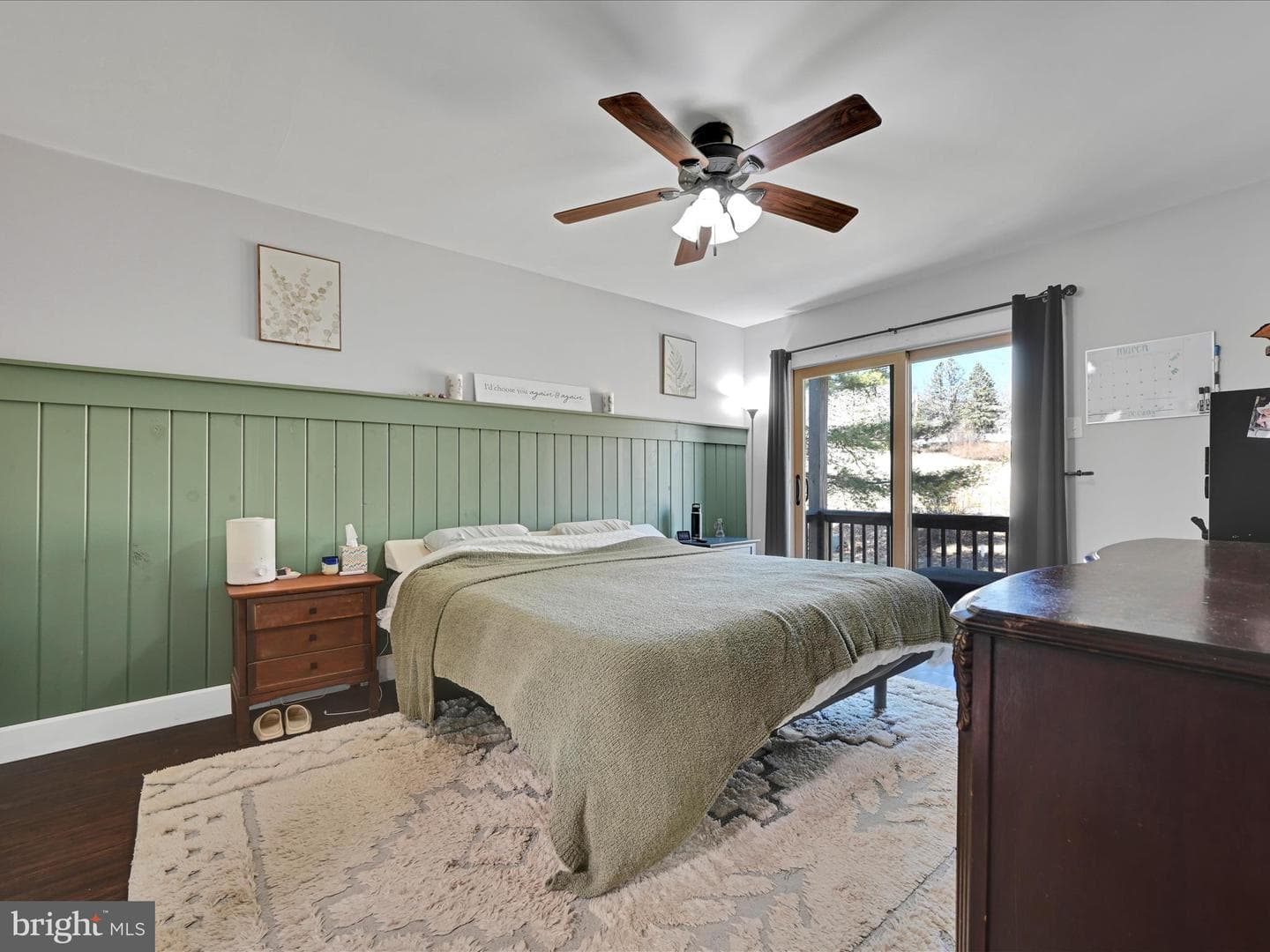 701 Village Road photo 14