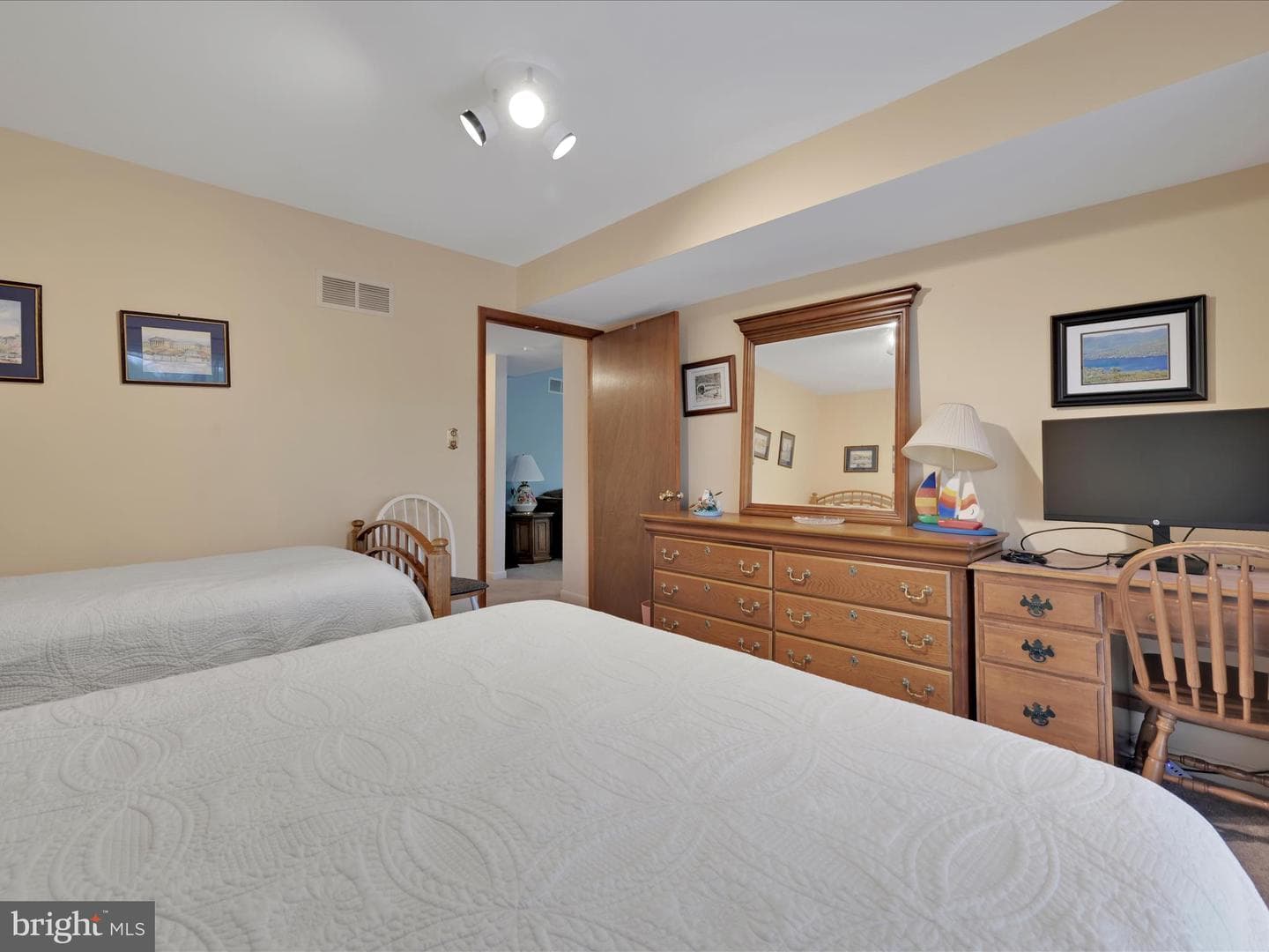1494 Wynonah Drive photo 25