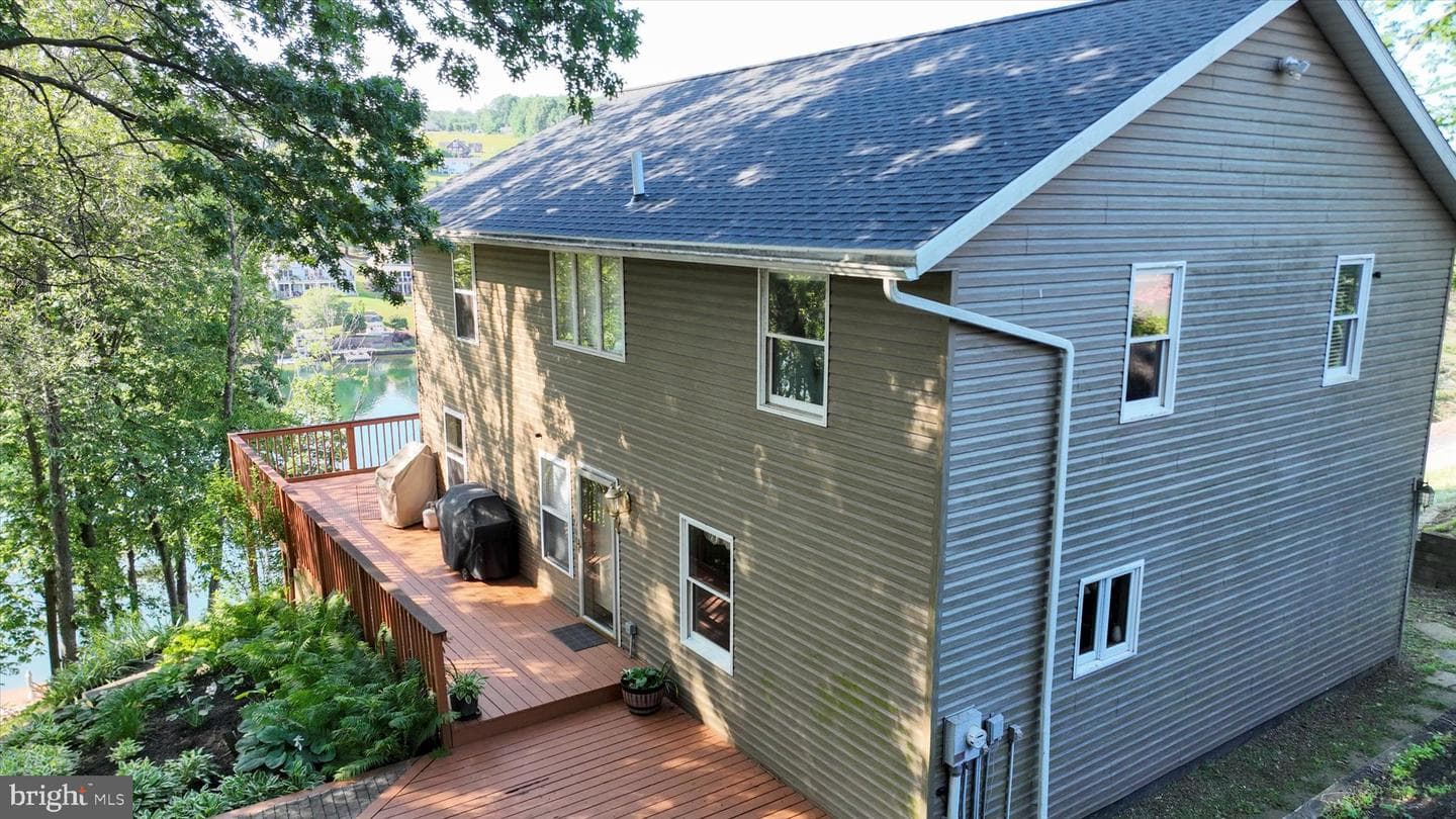 1494 Wynonah Drive photo 34
