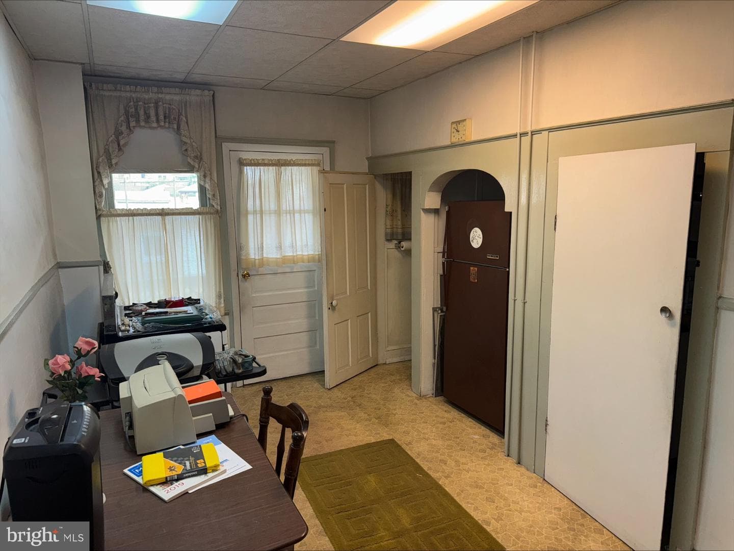 1216 E Centre Street photo 6