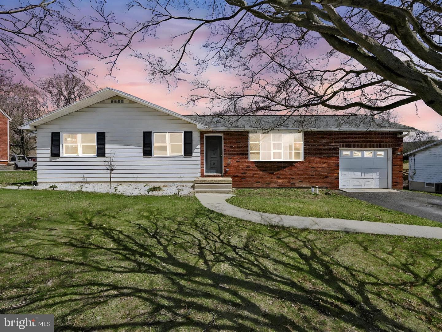 12 Cumberland Avenue photo 2