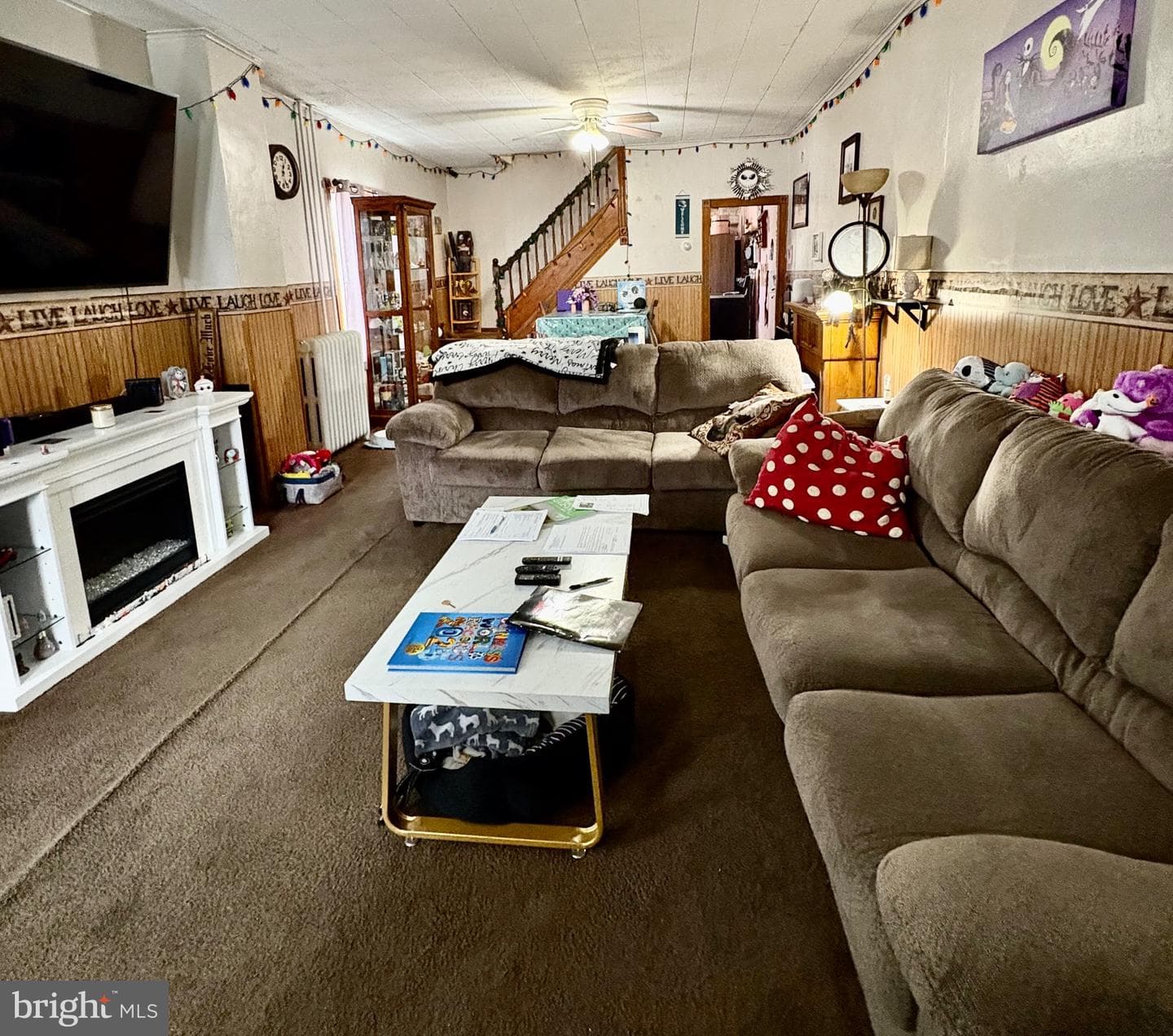 531 W Chestnut Street photo 4