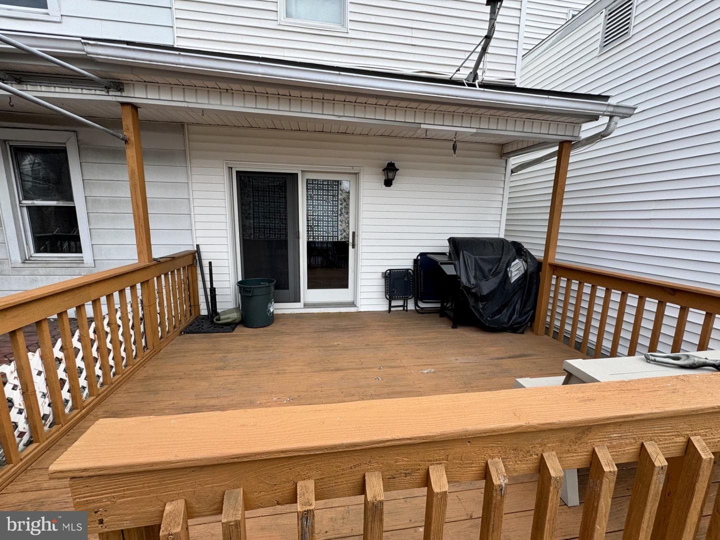 233 Carbon Street photo 11