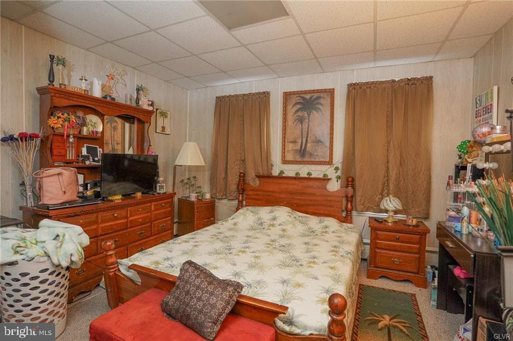 648 Arlington Street photo 20
