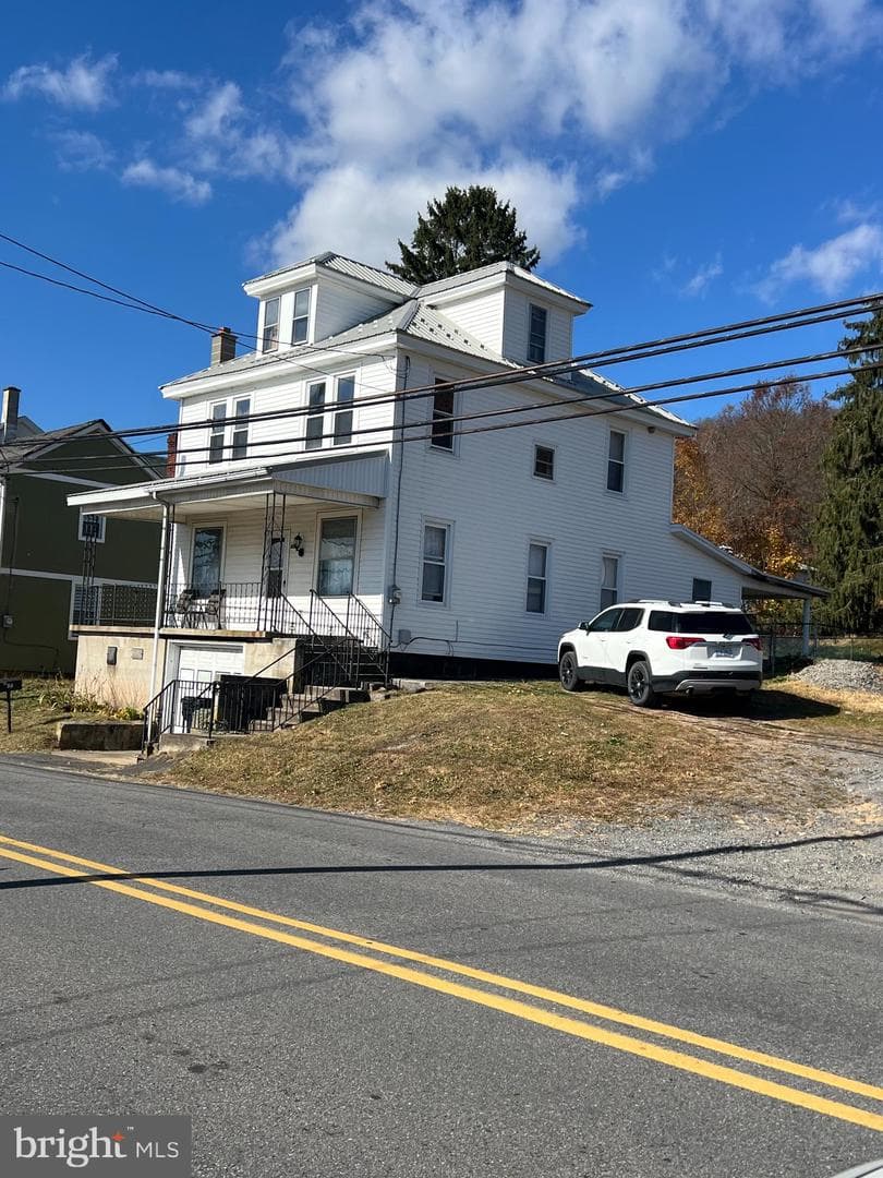 451 Main Street photo 2