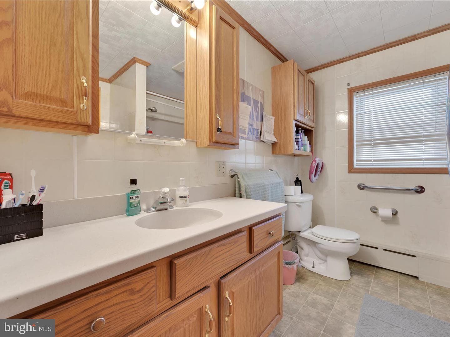 100 W Walnut Street photo 15