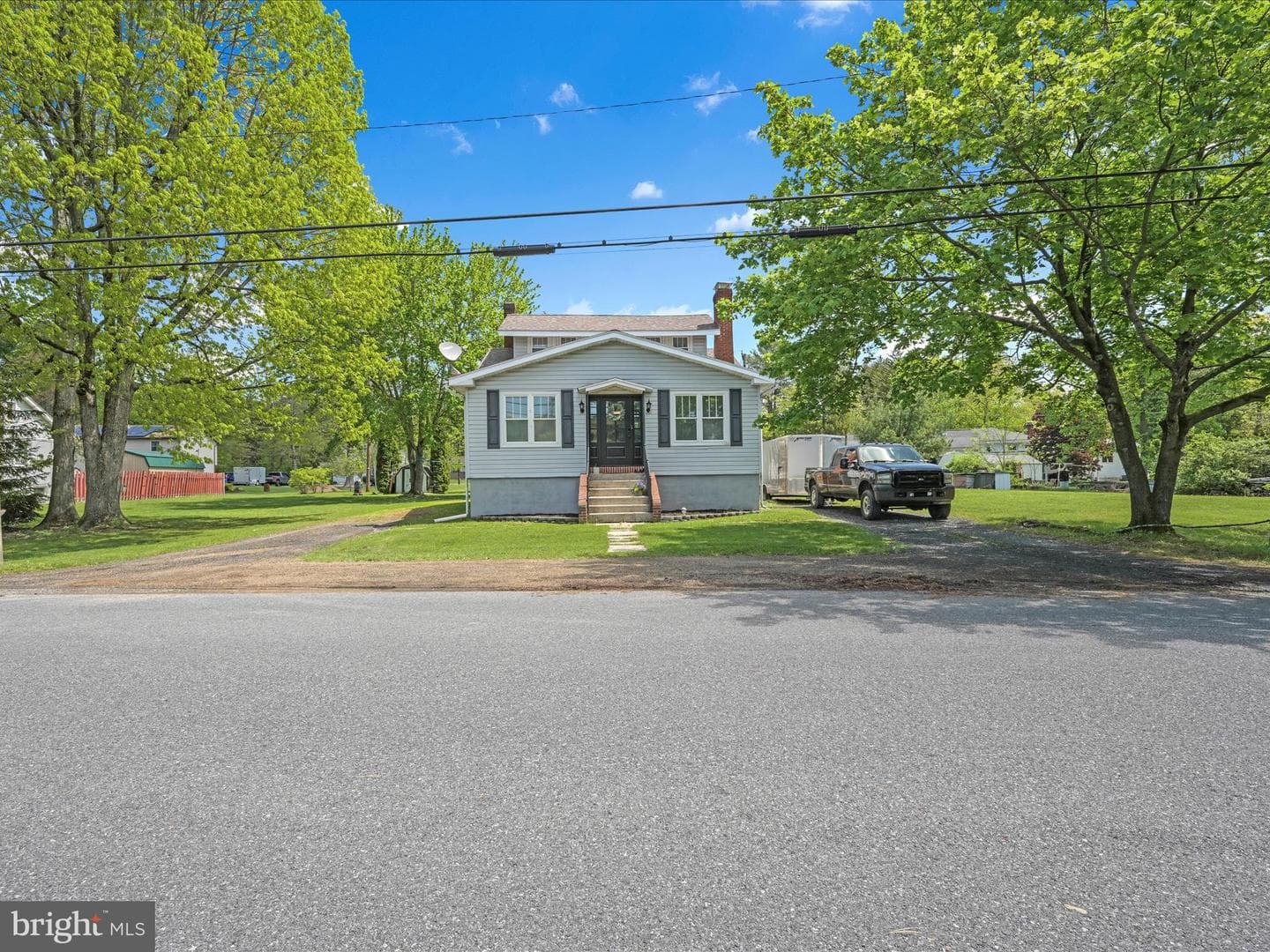 212 Lake Front Drive photo 3