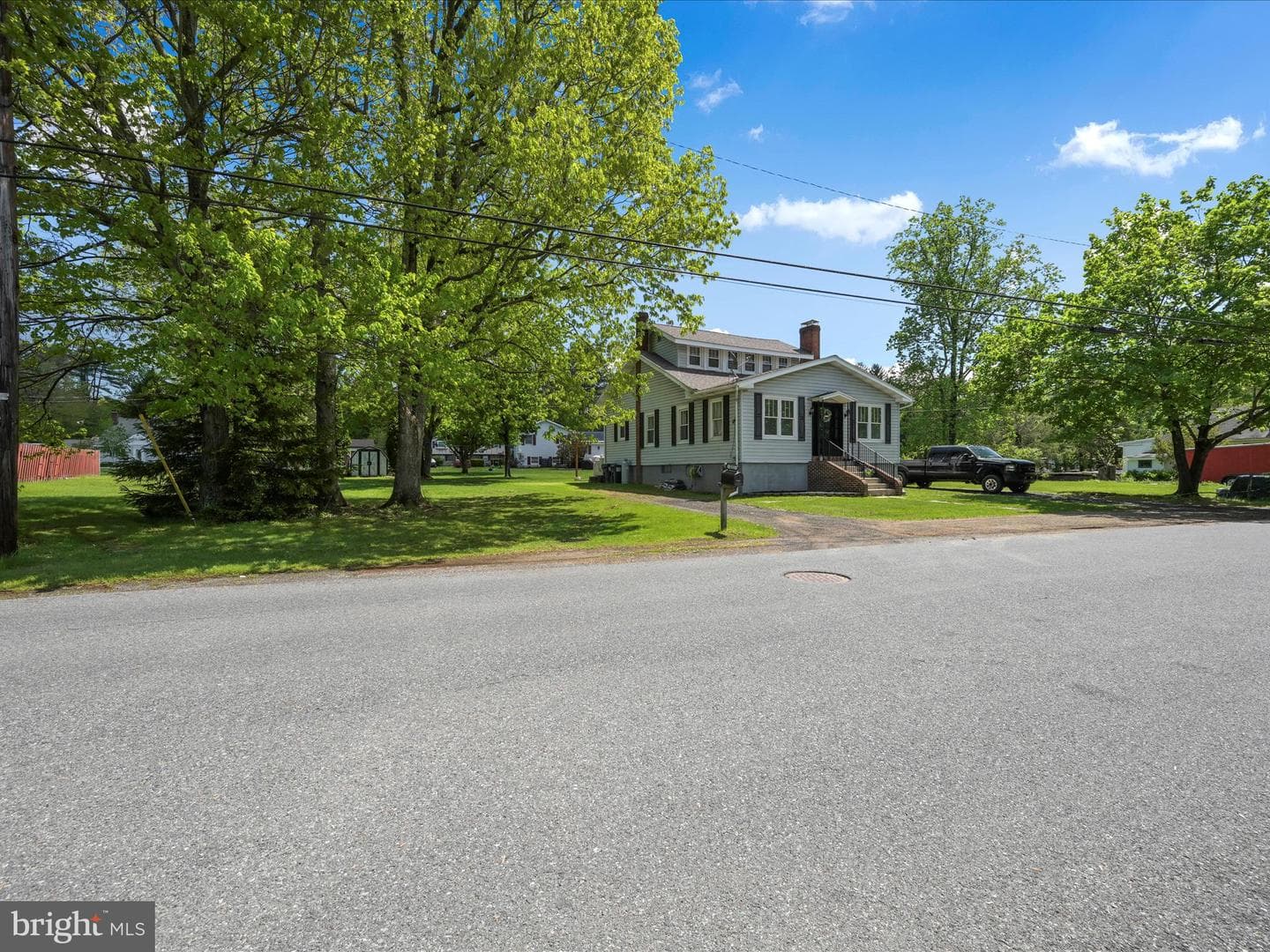 212 Lake Front Drive photo 4